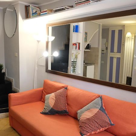 Apartment Via Giulia Рим Екстер'єр фото