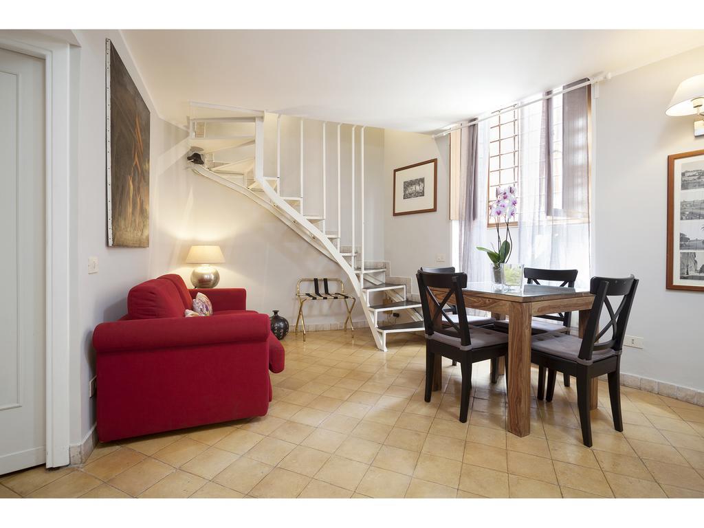 Apartment Via Giulia Рим Екстер'єр фото