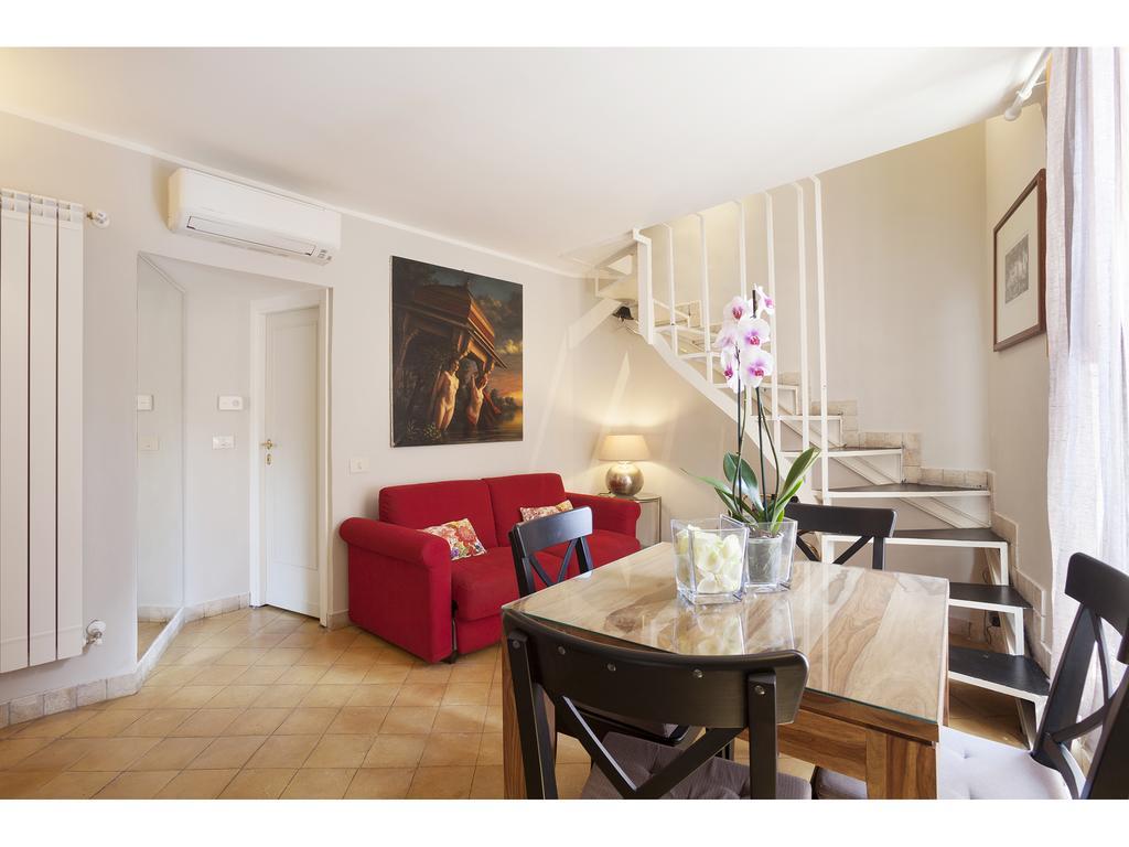 Apartment Via Giulia Рим Екстер'єр фото